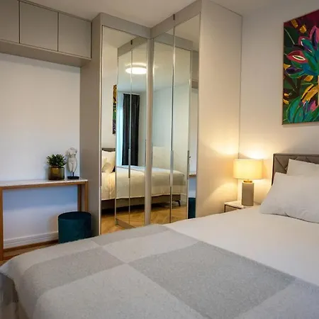 Chic Escape - Designer Oasis Near The Пула