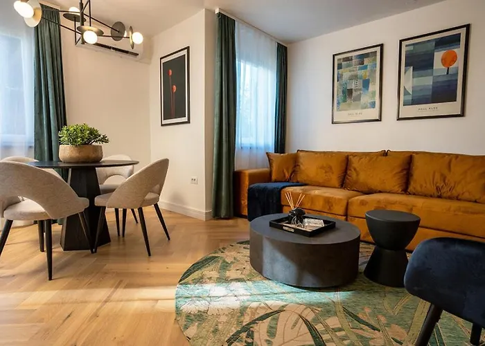 Chic Escape - Designer Oasis Near The Lejlighed Pula